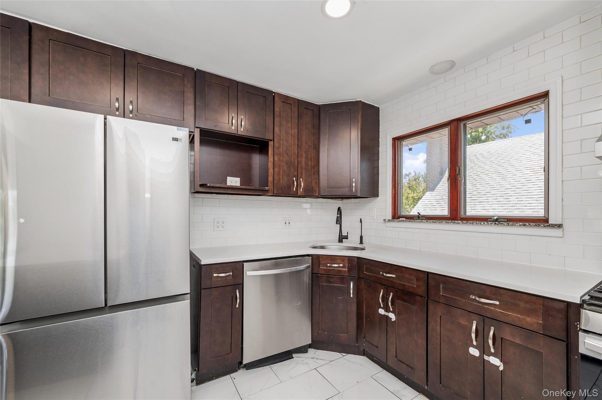 15 Belmont Boulevard Property Photo 17