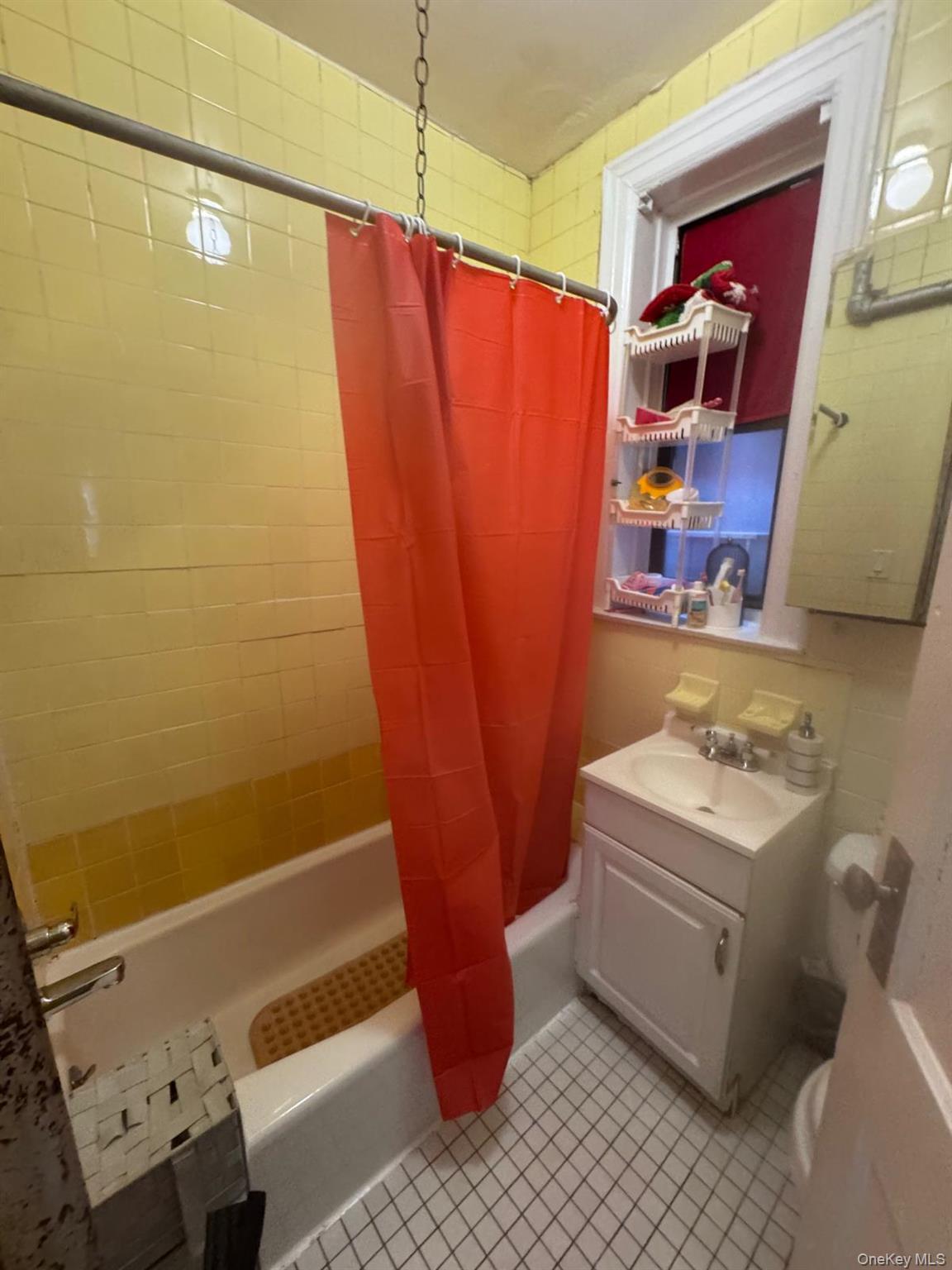 4311 Queens Boulevard Property Photo 12