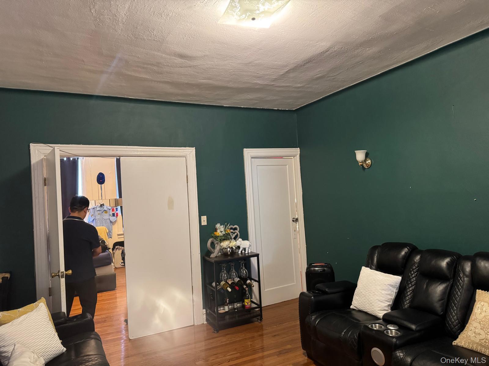 4311 Queens Boulevard Property Photo 21