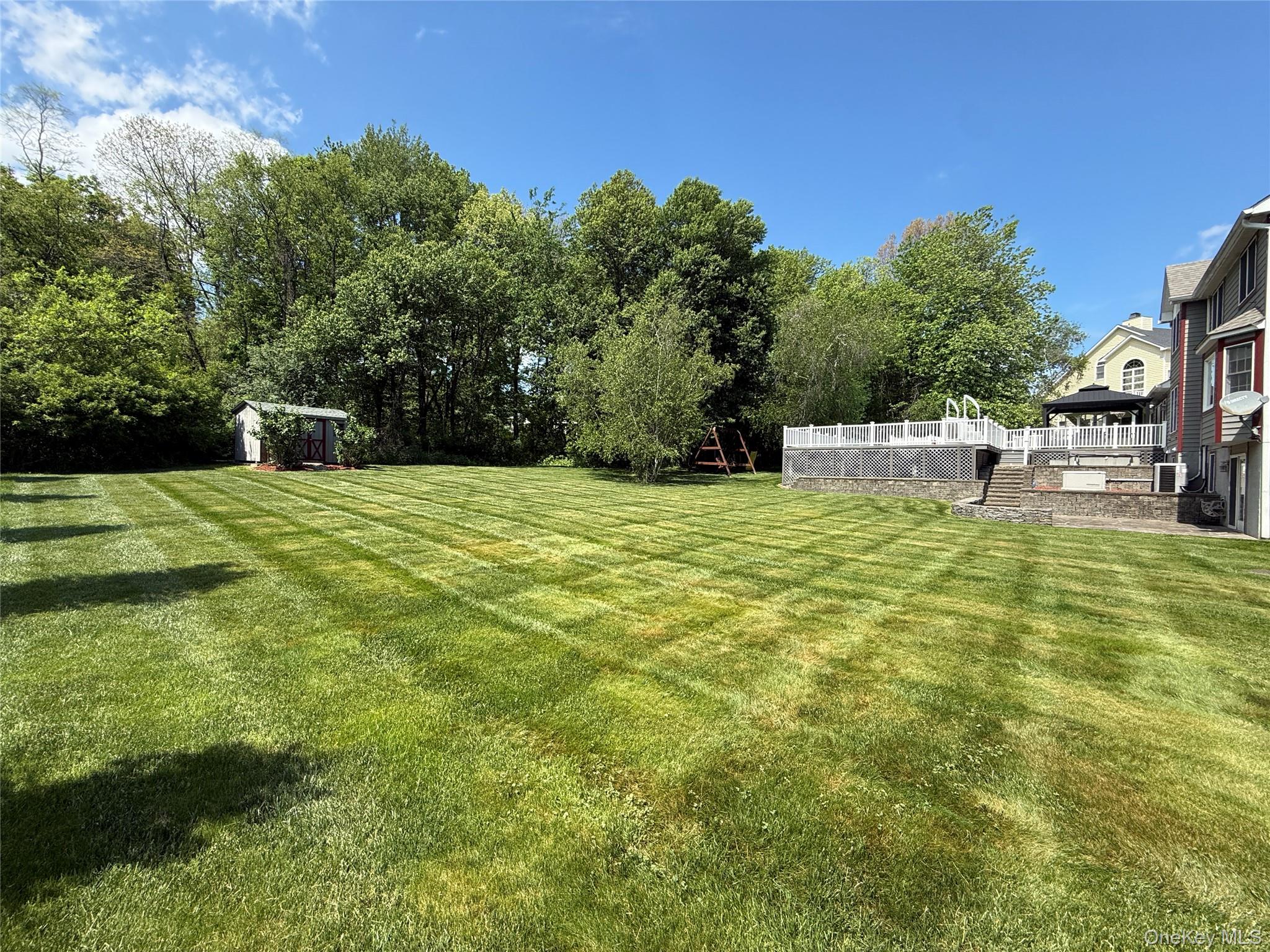58 Hoose Boulevard Property Photo 14