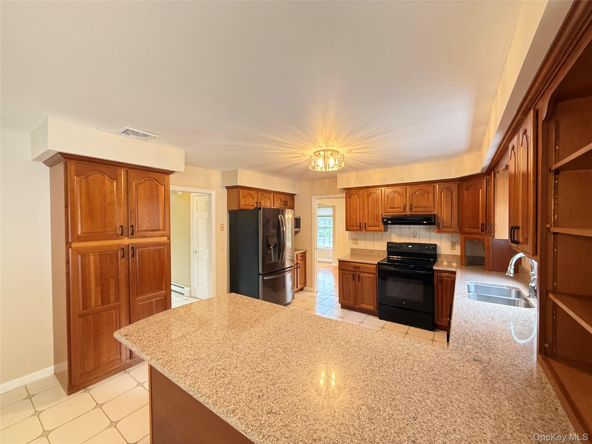 58 Hoose Boulevard Property Photo 24