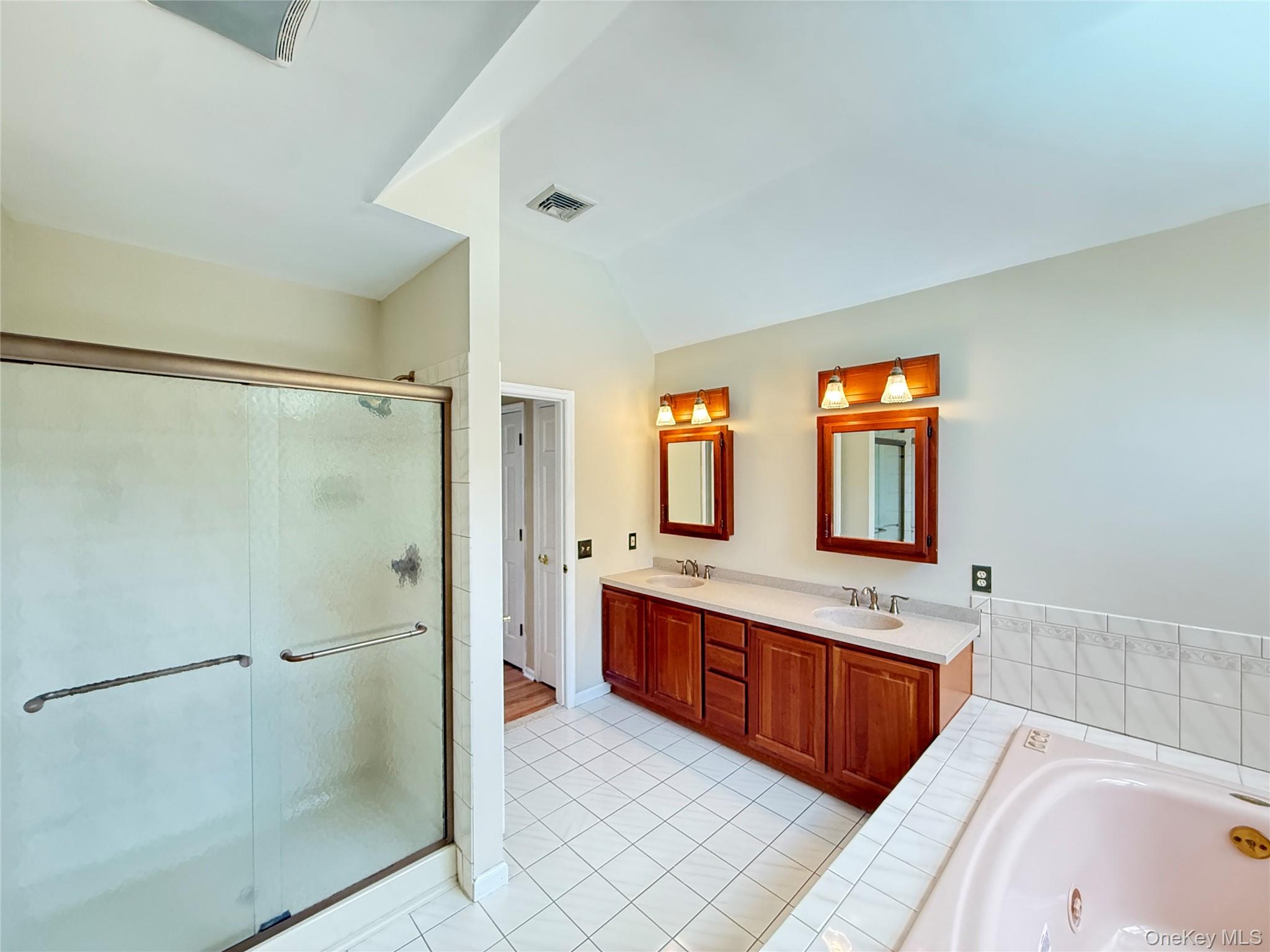 58 Hoose Boulevard Property Photo 36