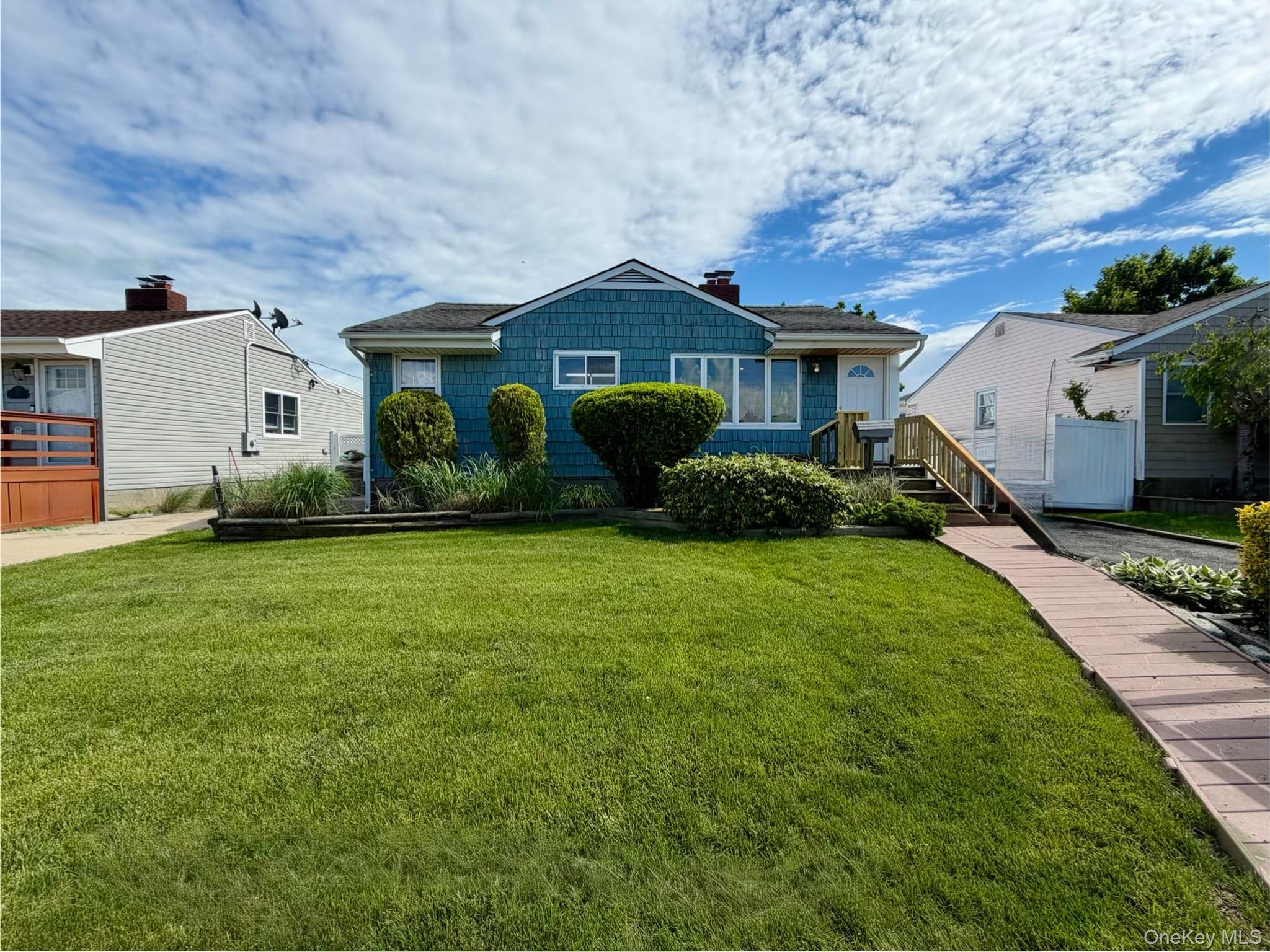 47 Van Buren Street Property Photo 2