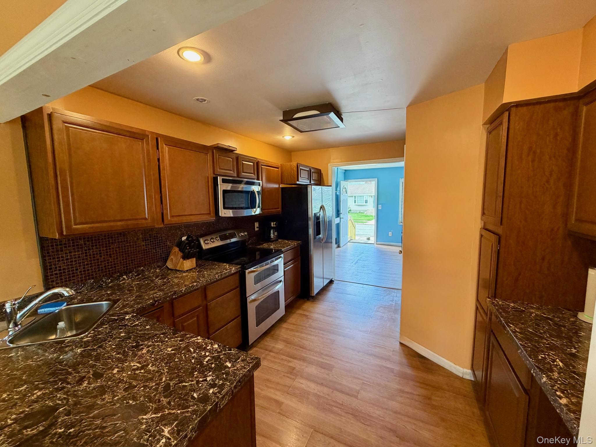 47 Van Buren Street Property Photo 9