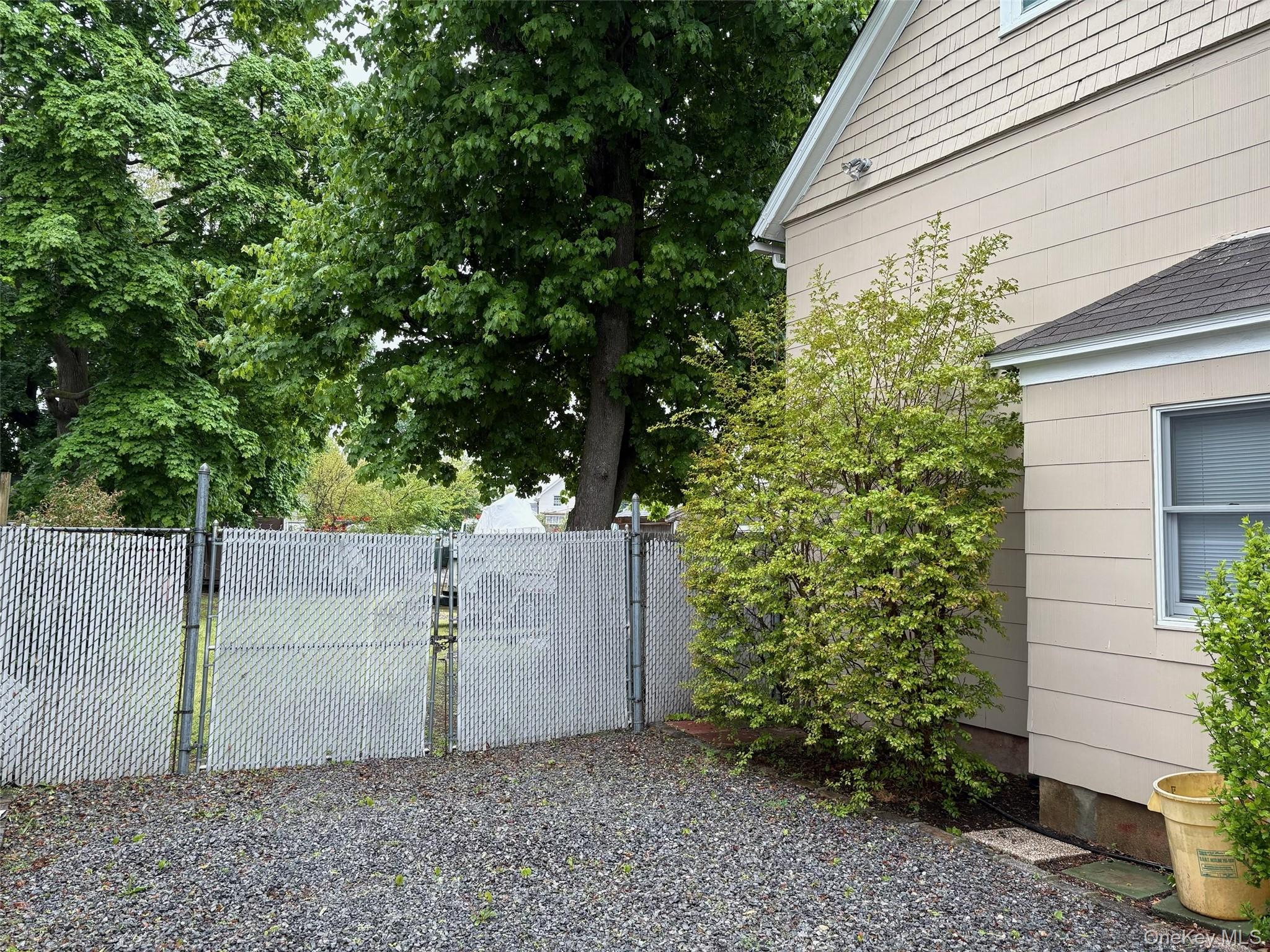 130 Park Avenue Property Photo 3