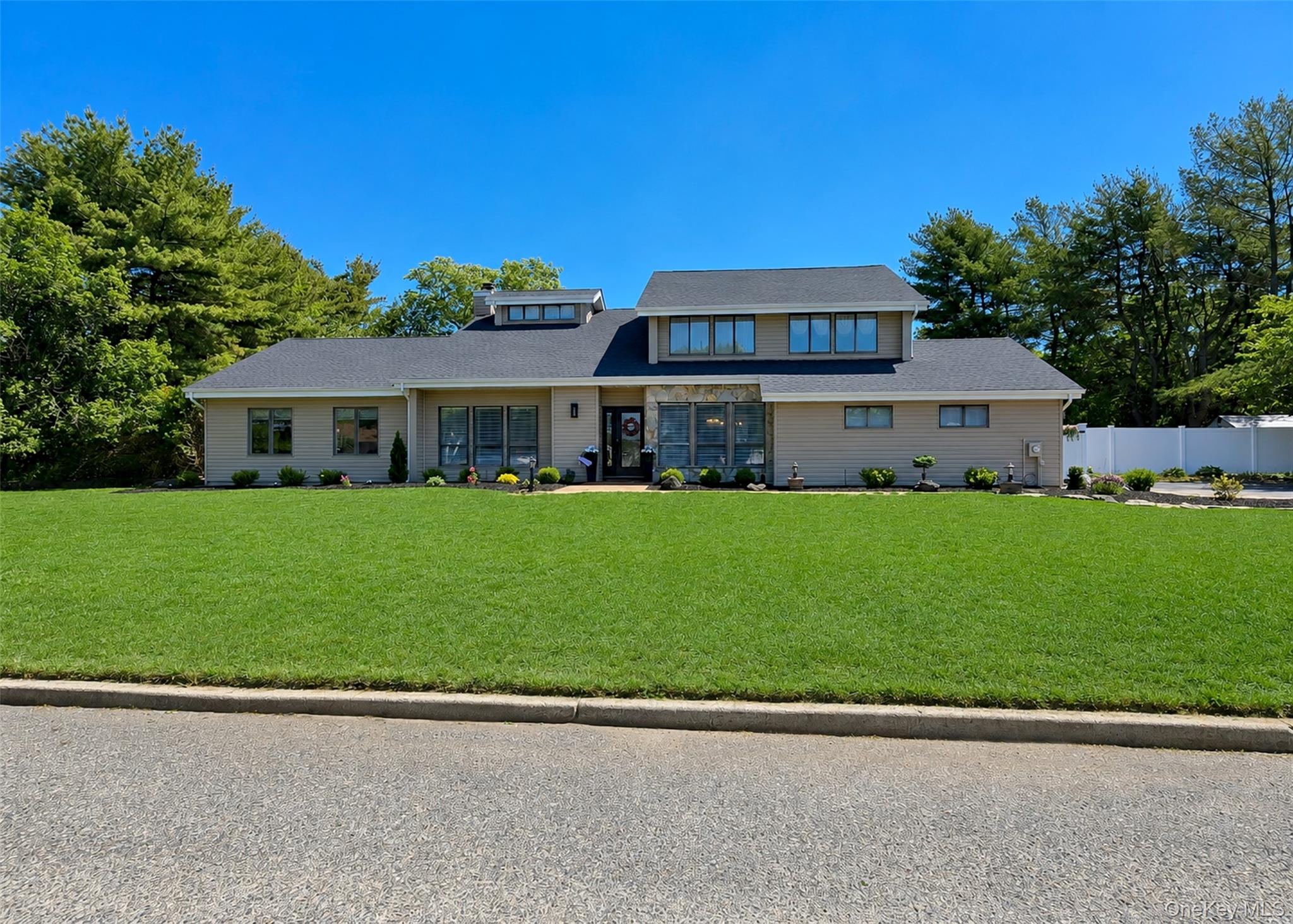 25 Vineyard Way Property Photo 1