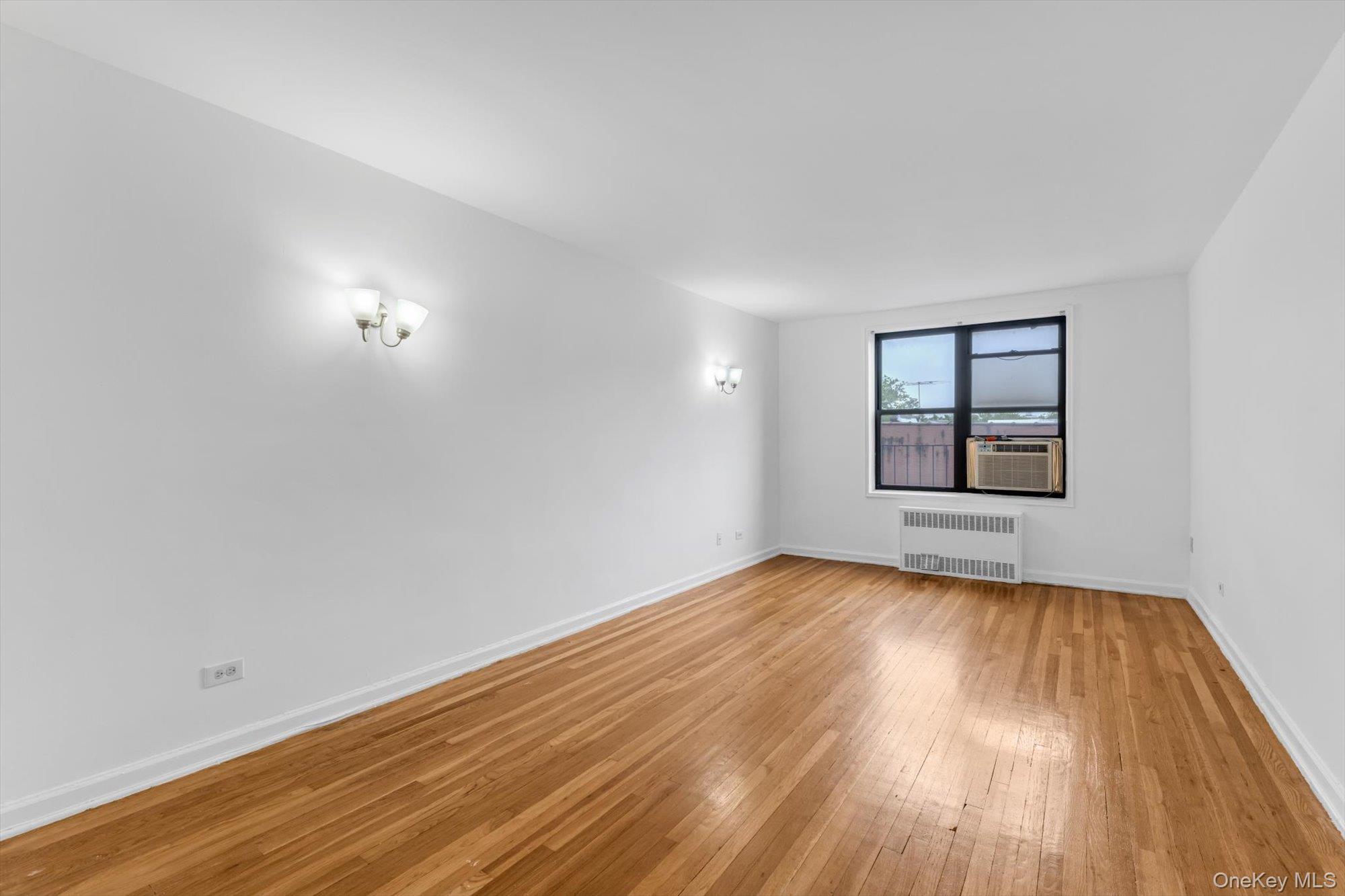 40 E 43rd Street 3b Property Photo 2