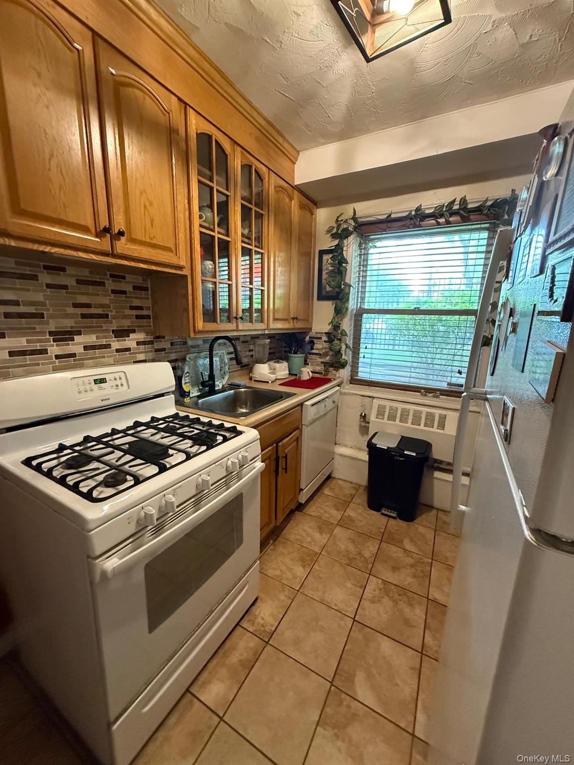 6291 Broadway A4 Property Photo 8