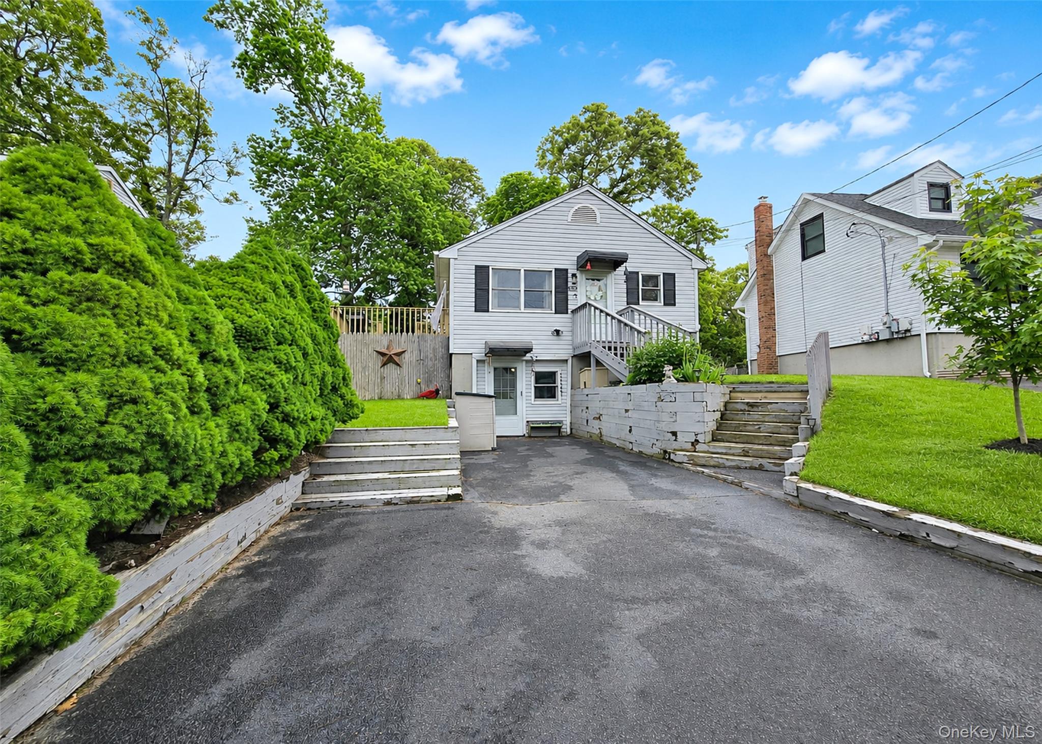 228 Hampton Avenue Property Photo 1