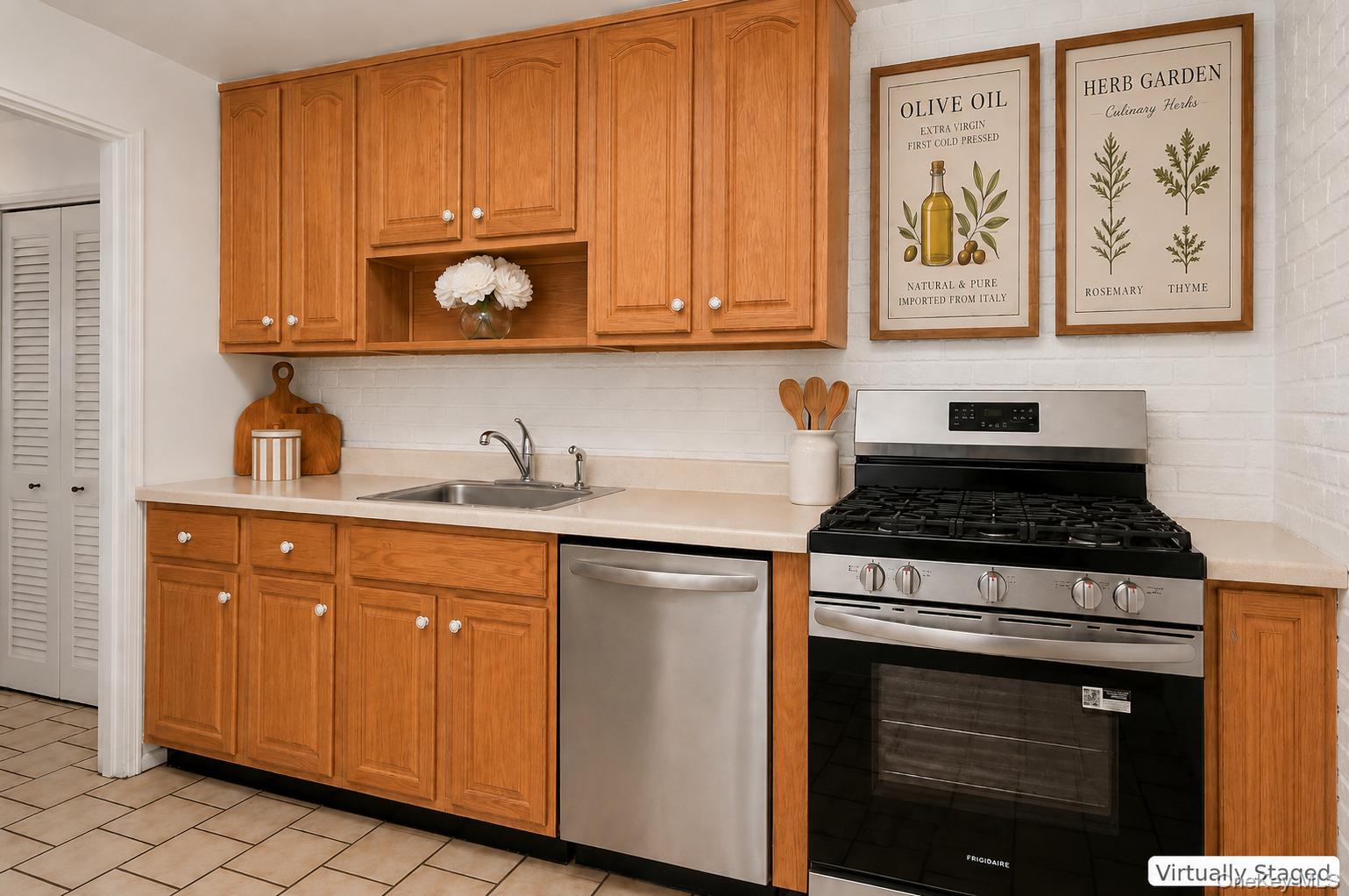 10 Dehaven Drive 2e Property Photo 11