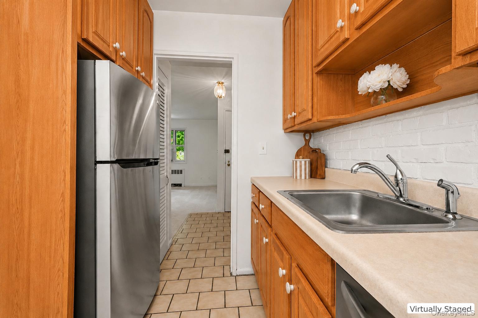 10 Dehaven Drive 2e Property Photo 12