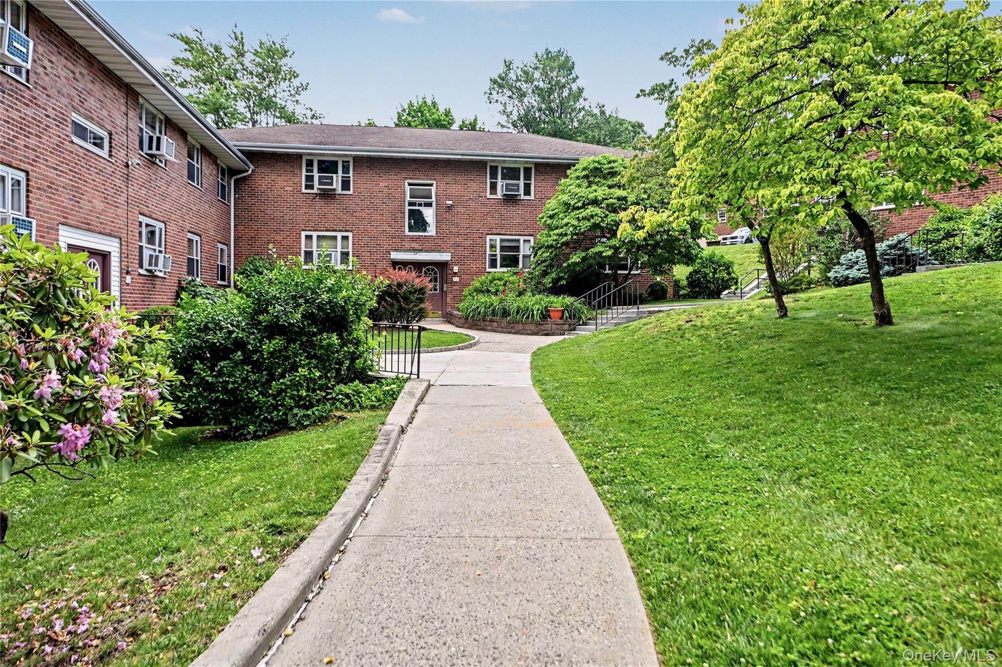 10 Dehaven Drive 2e Property Photo 32