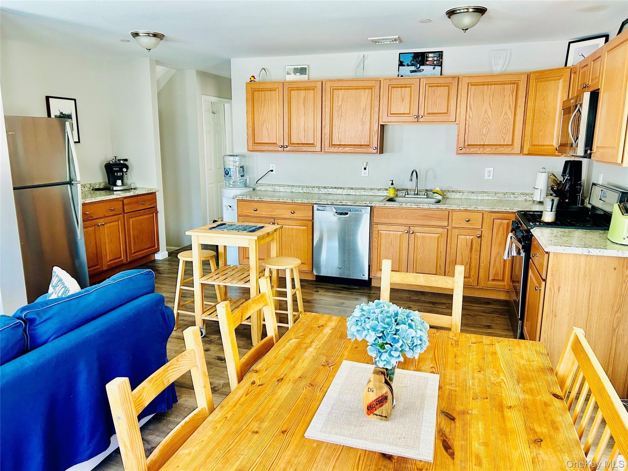 46 Florida Street Property Photo 9