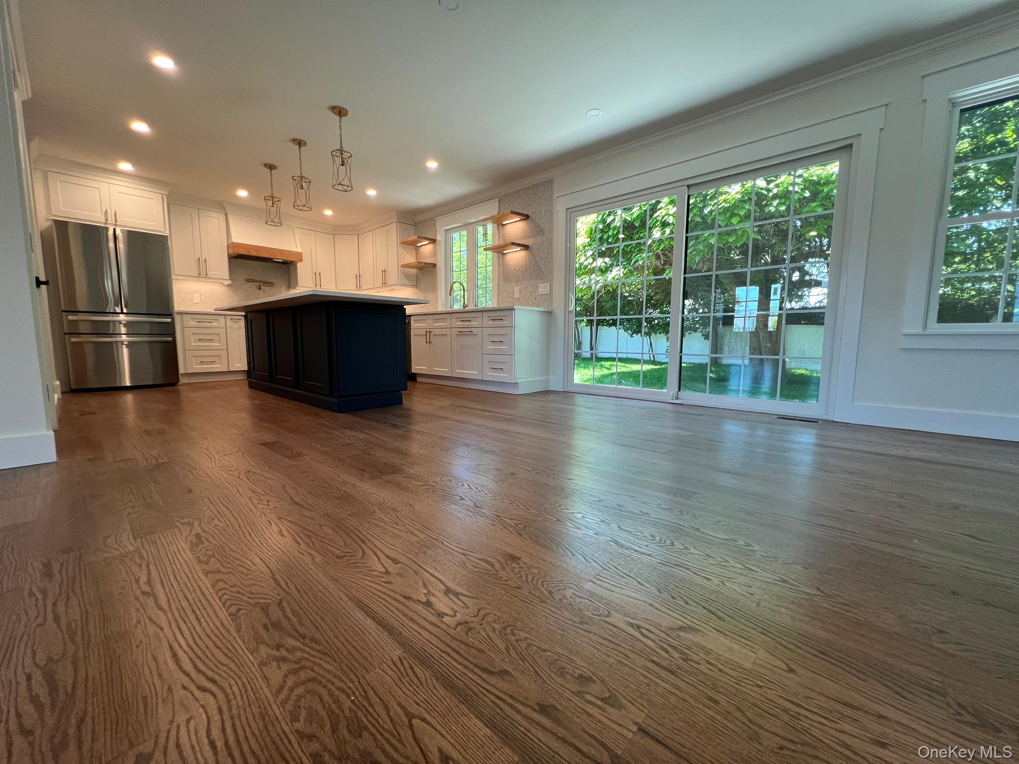 158 Lee Avenue Property Photo 6