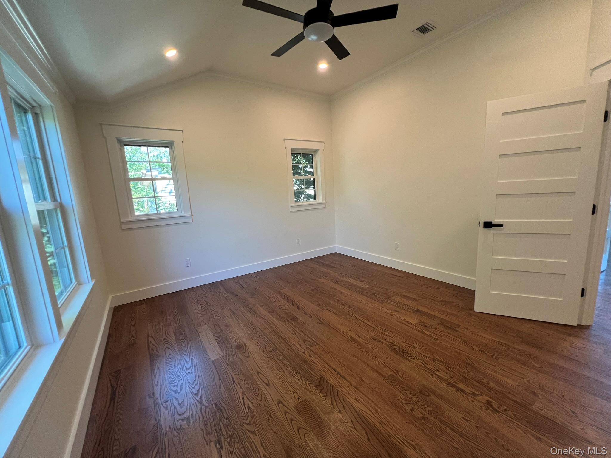 158 Lee Avenue Property Photo 19