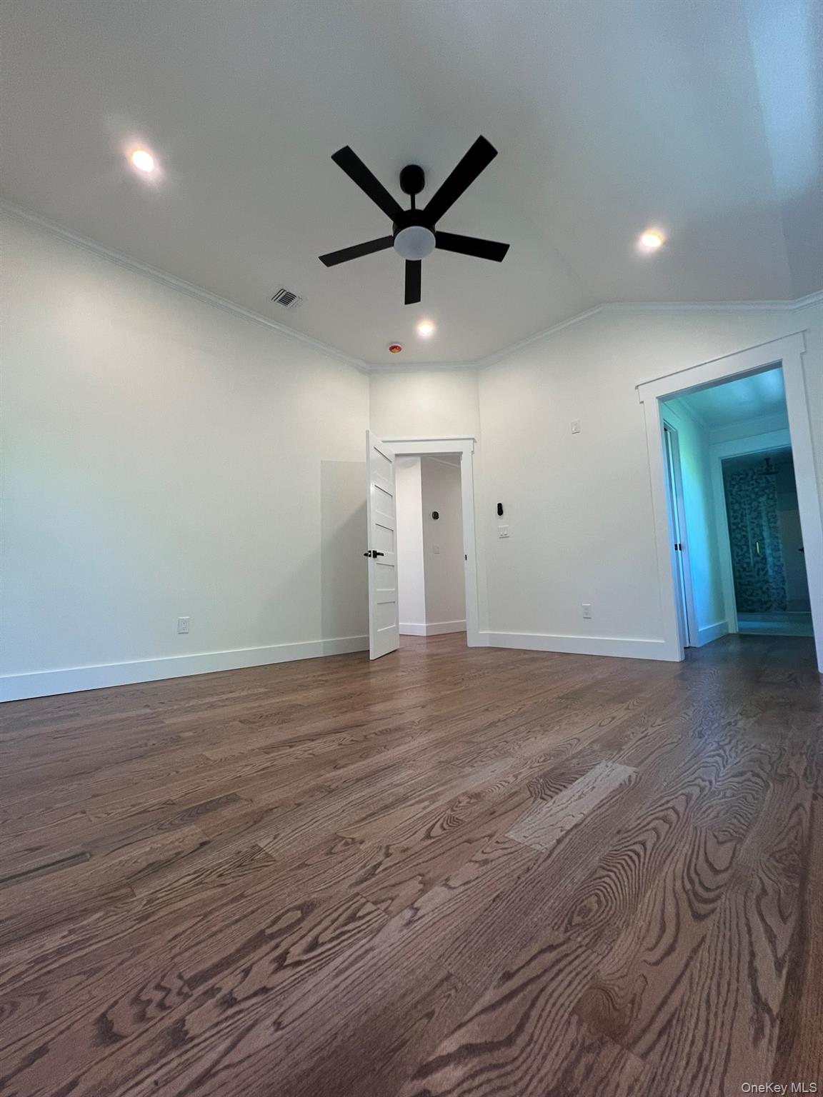 158 Lee Avenue Property Photo 20