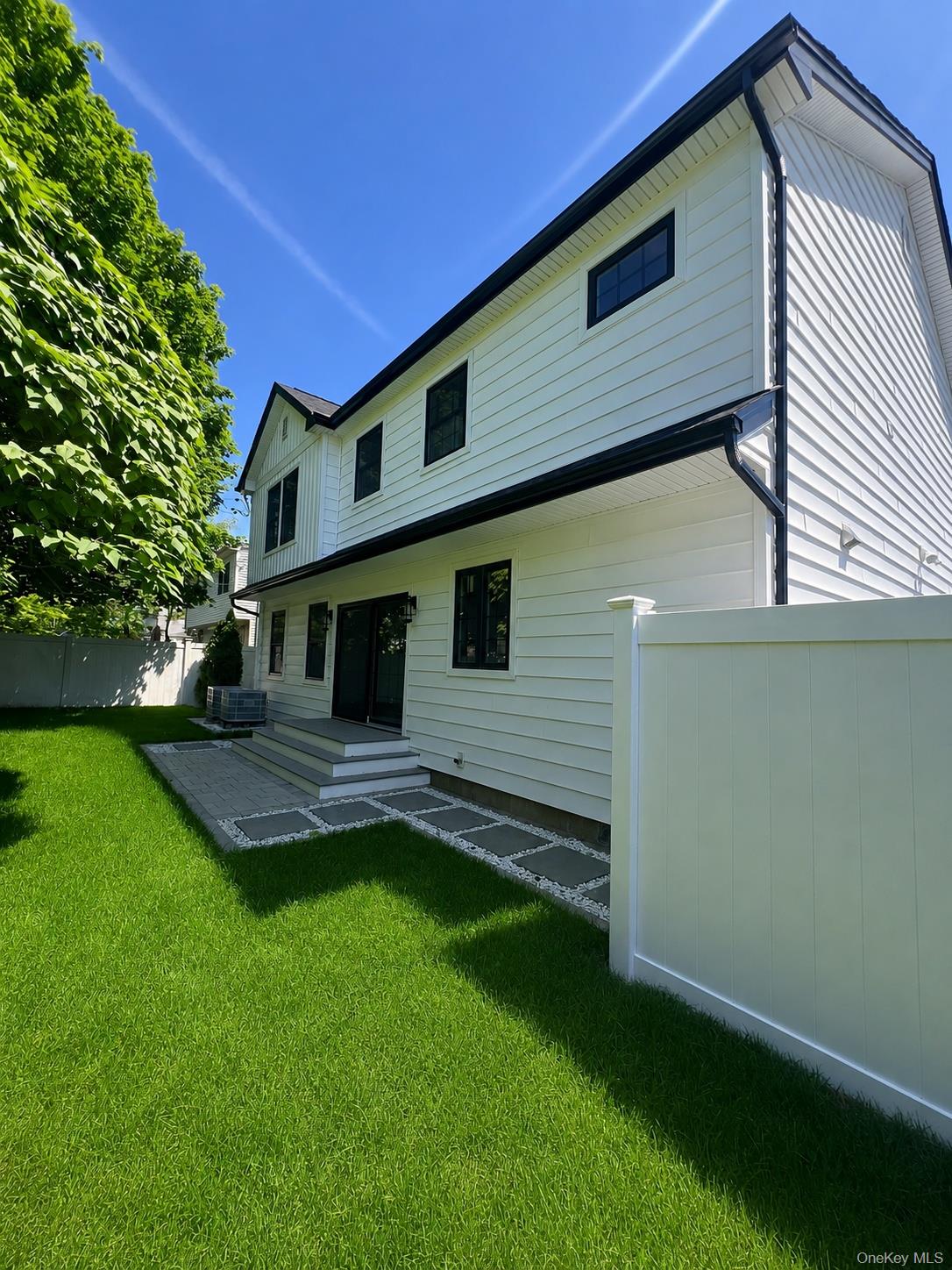 158 Lee Avenue Property Photo 24