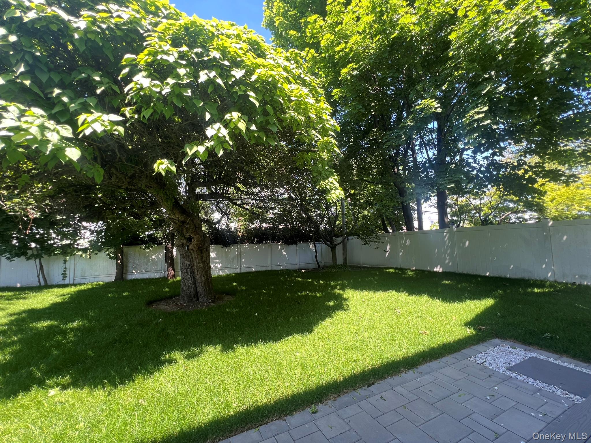 158 Lee Avenue Property Photo 27