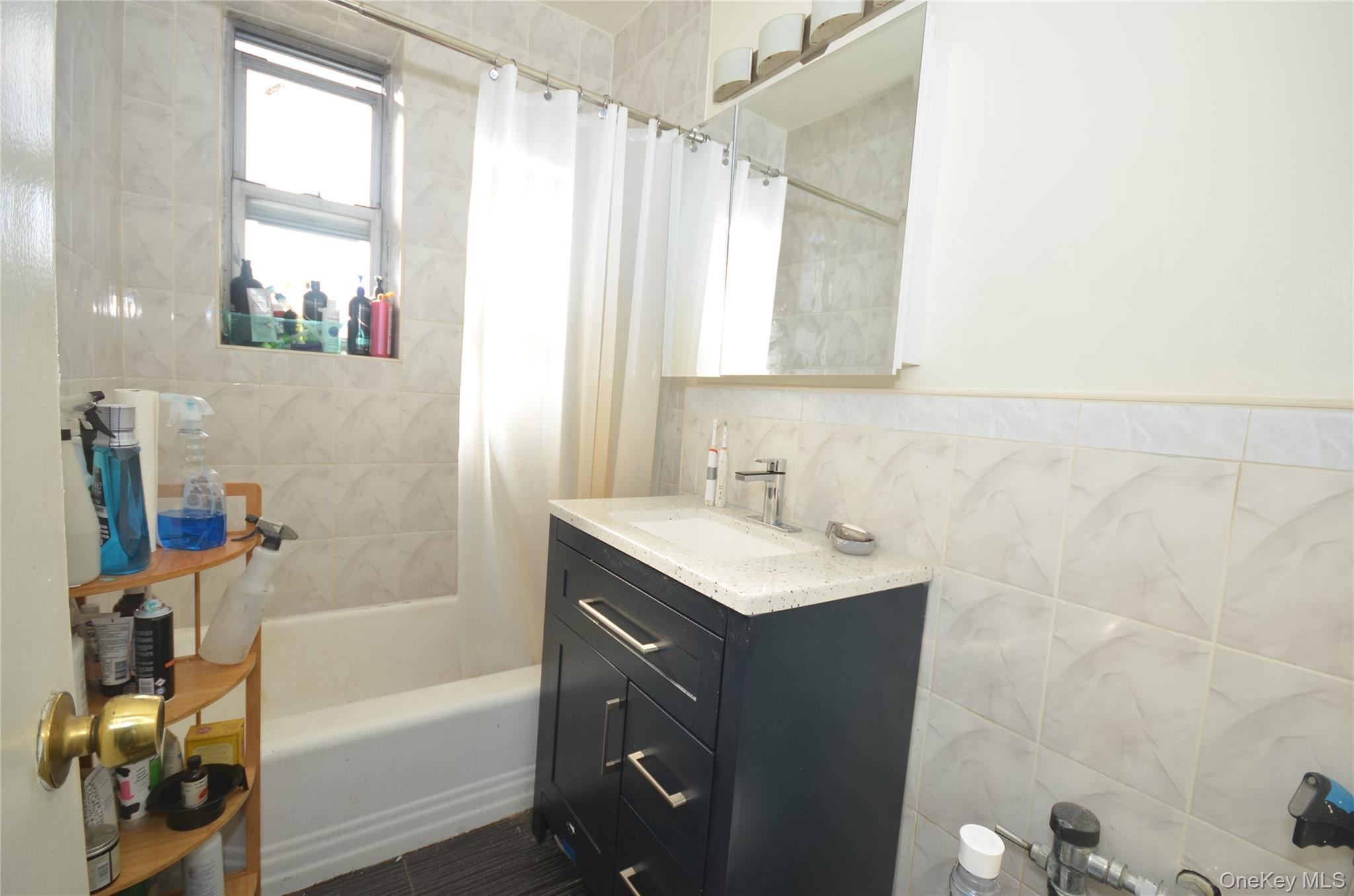 64-41 Saunders Street 604 Property Photo 7