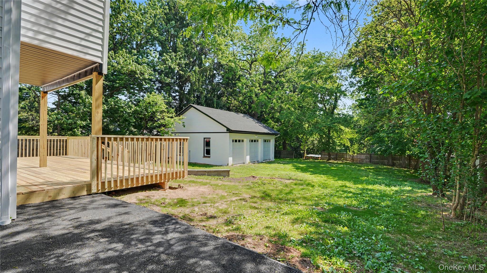 70 Yale Terrace Property Photo 18