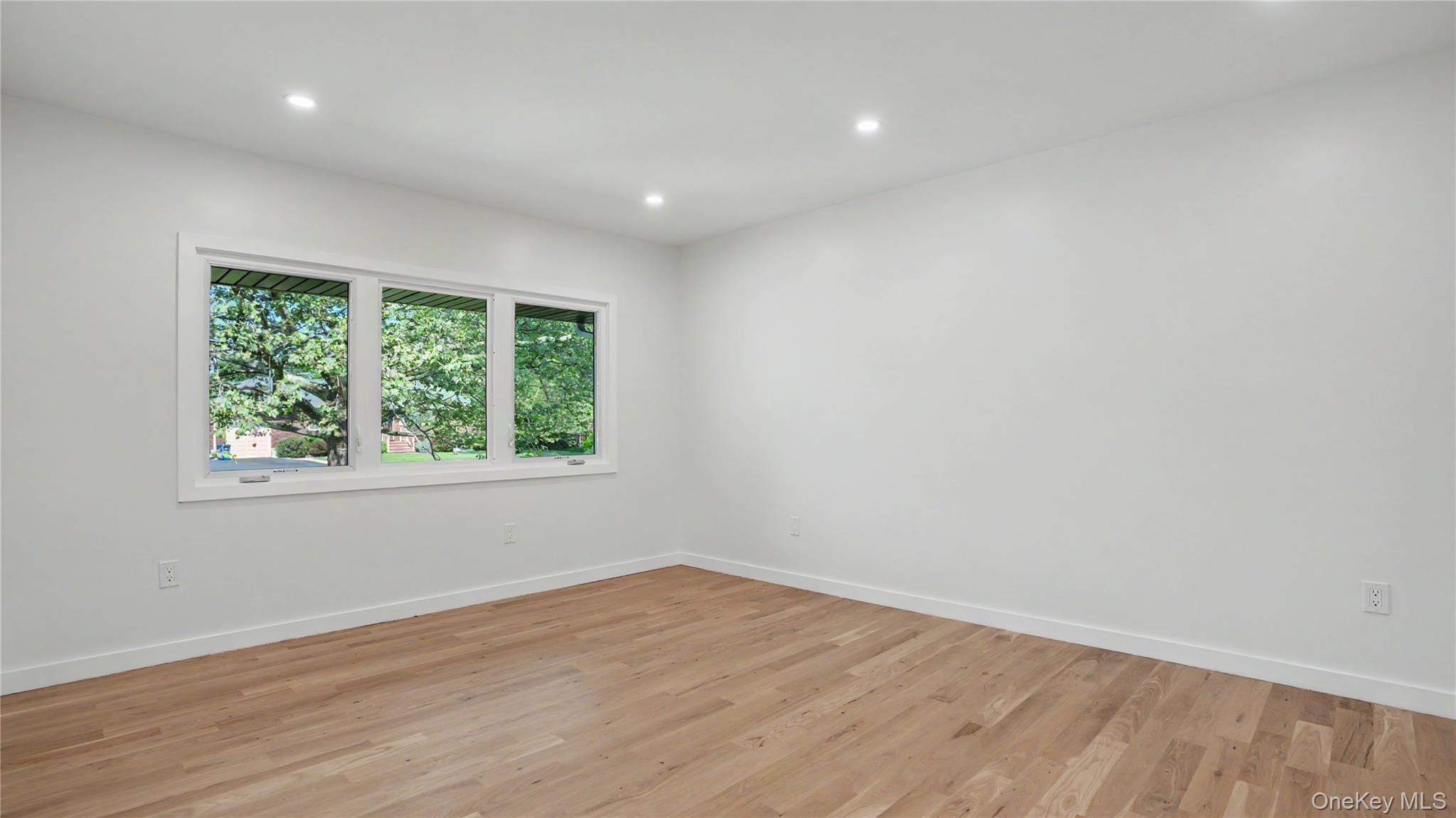 70 Yale Terrace Property Photo 23
