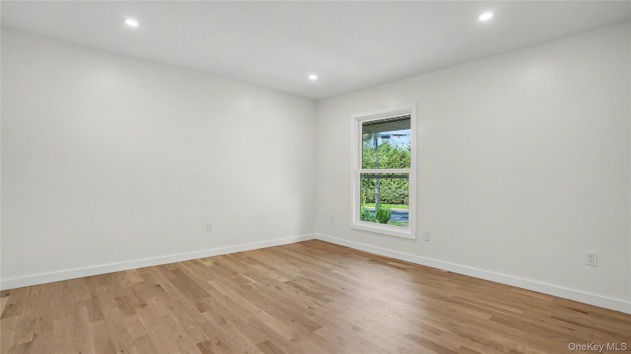 70 Yale Terrace Property Photo 27