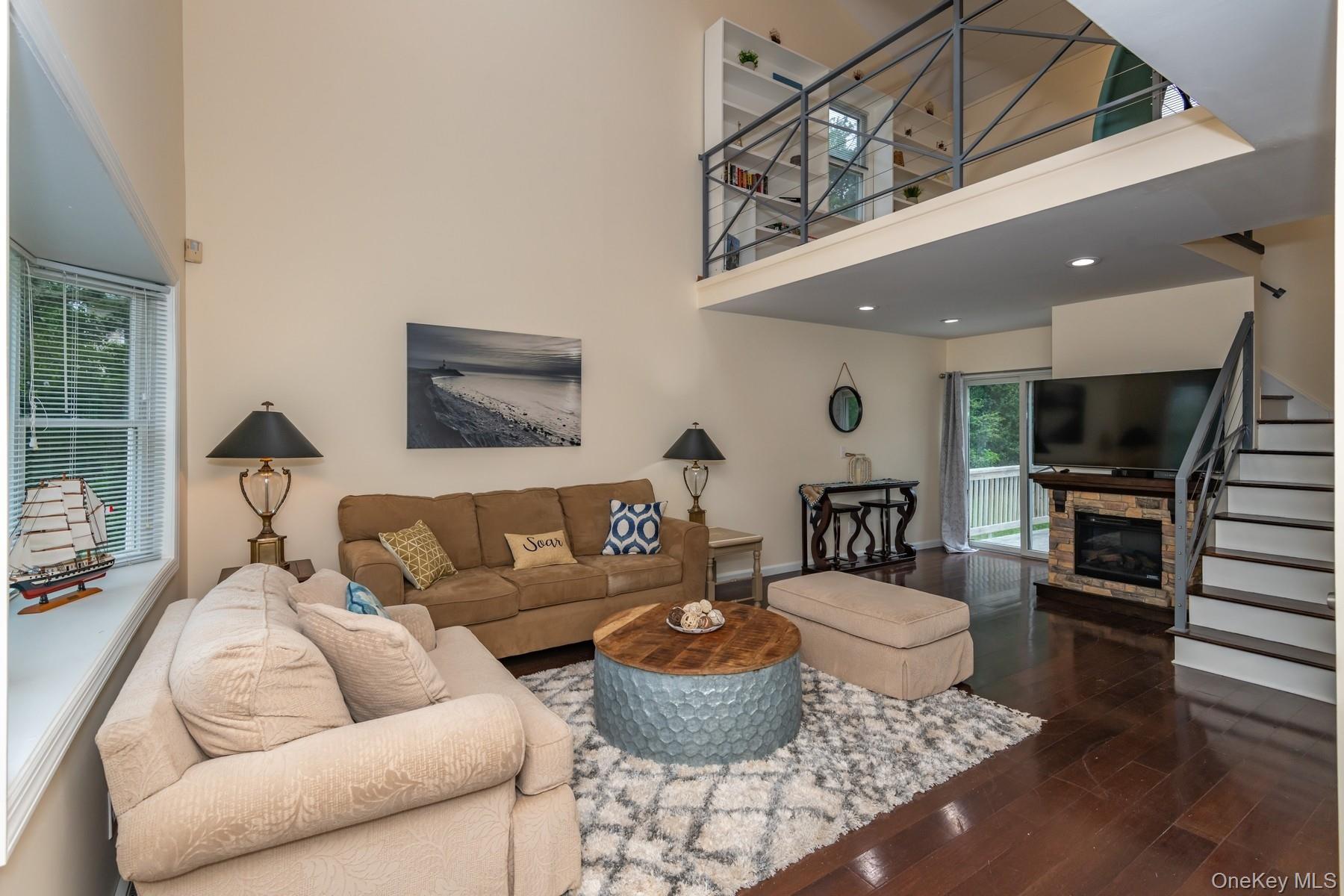 5 Hyler Drive Property Photo 2
