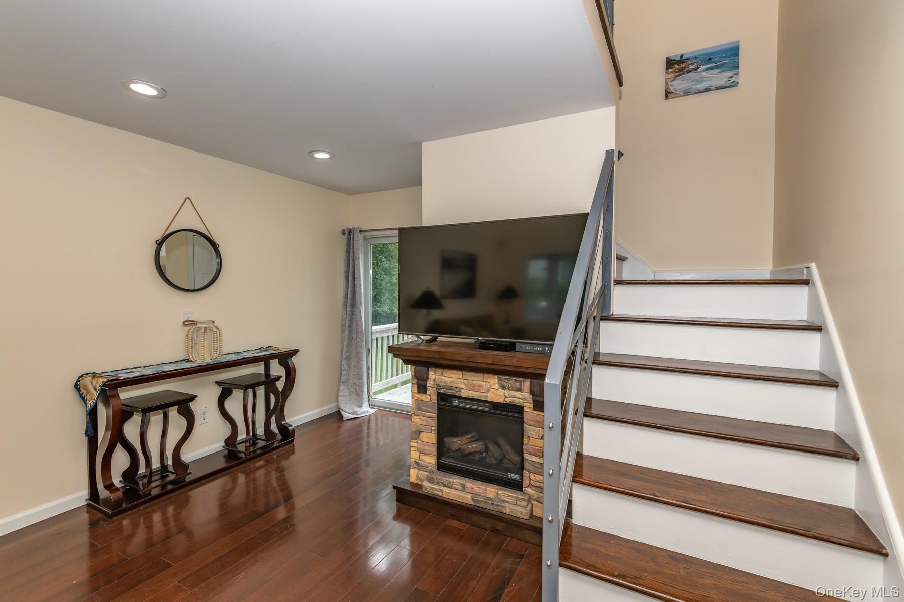 5 Hyler Drive Property Photo 4