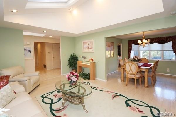 46 Marian Lane Property Photo 6