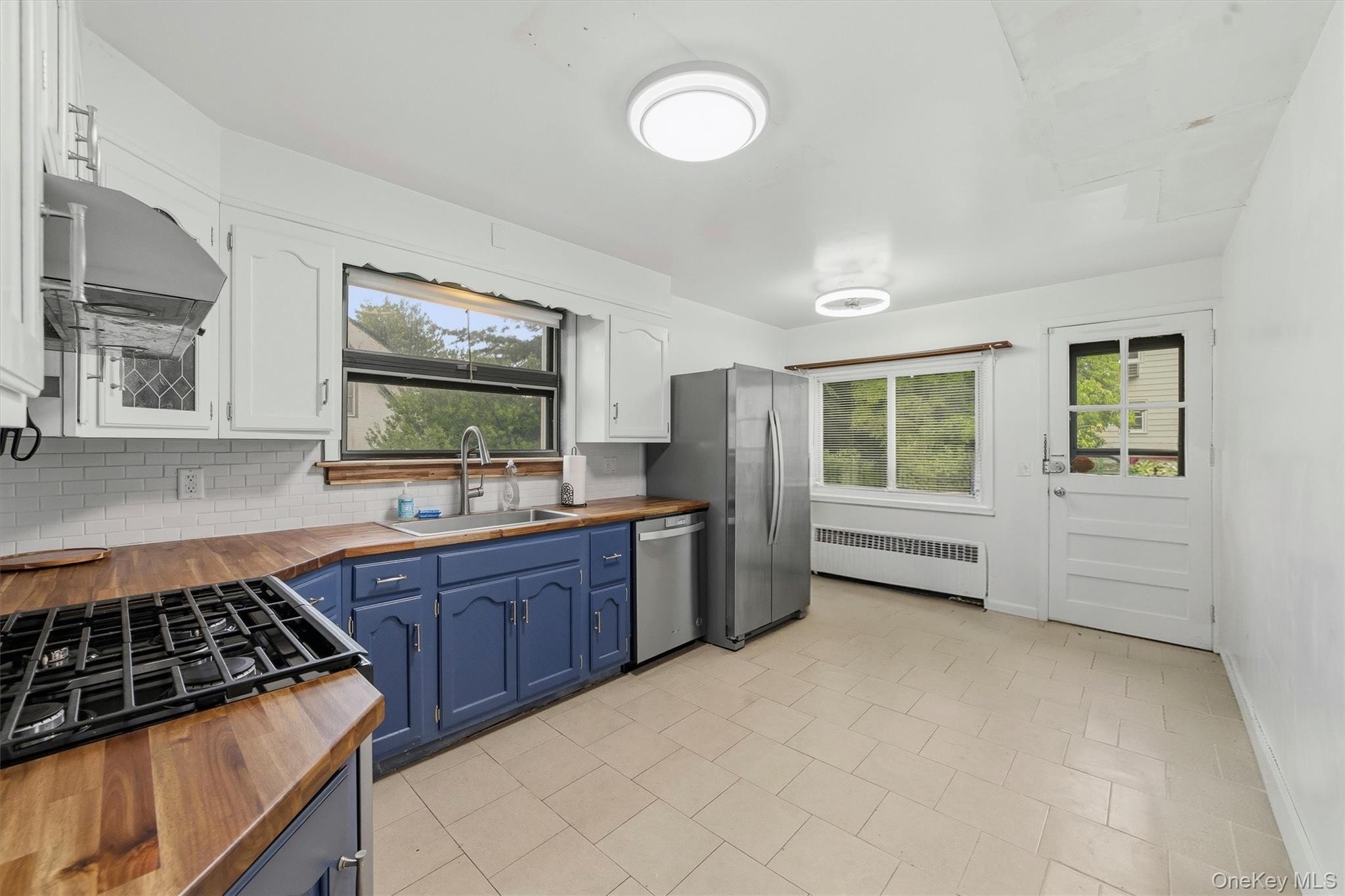 25 Fowler Avenue Property Photo 12