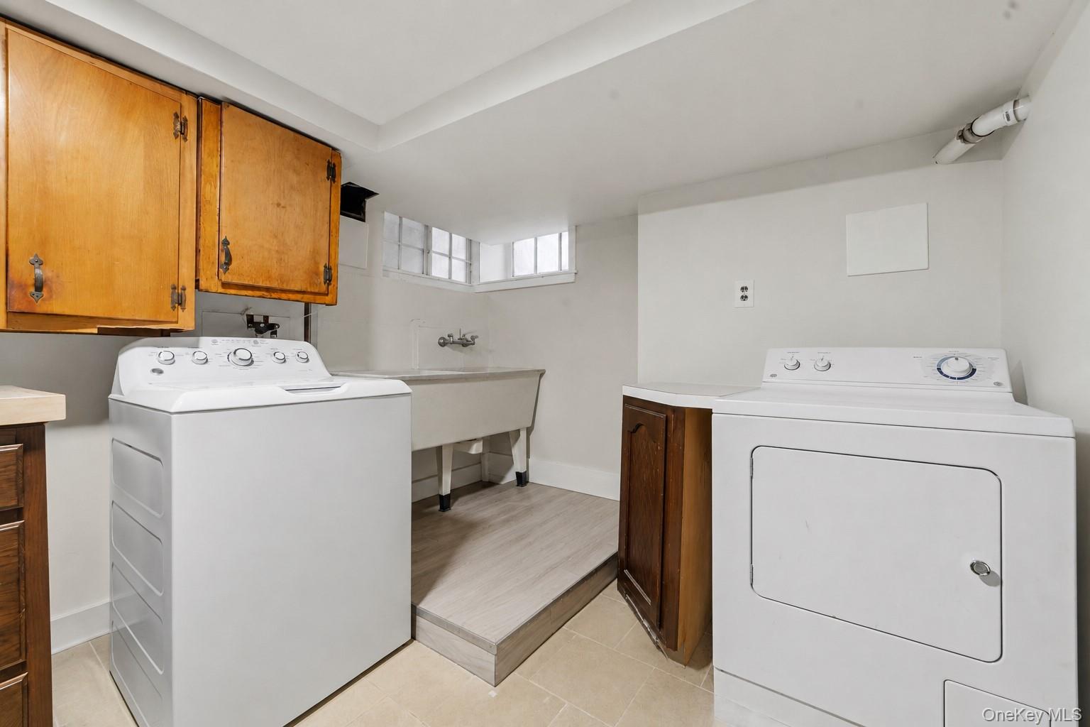25 Fowler Avenue Property Photo 20