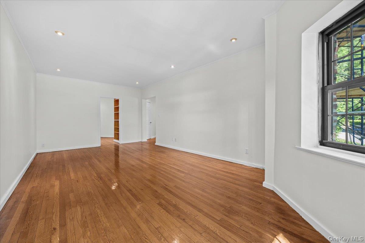1440 Boston Post Road 2i Property Photo 6