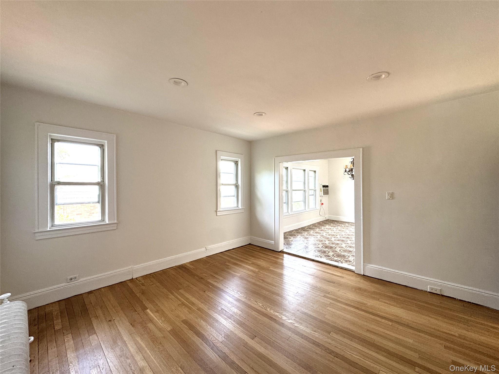 146-38 Bayside Avenue Property Photo 27