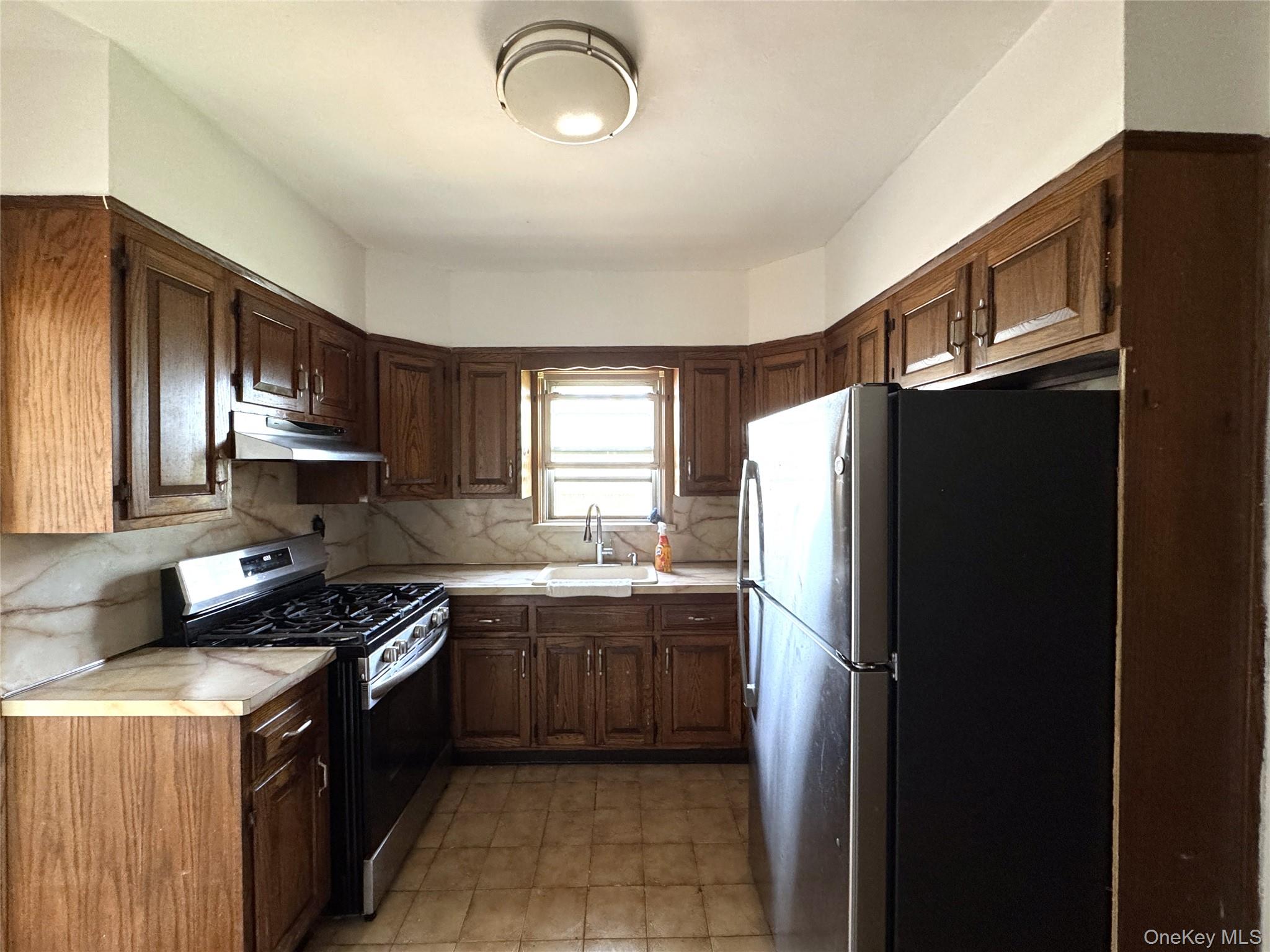 146-38 Bayside Avenue Property Photo 35