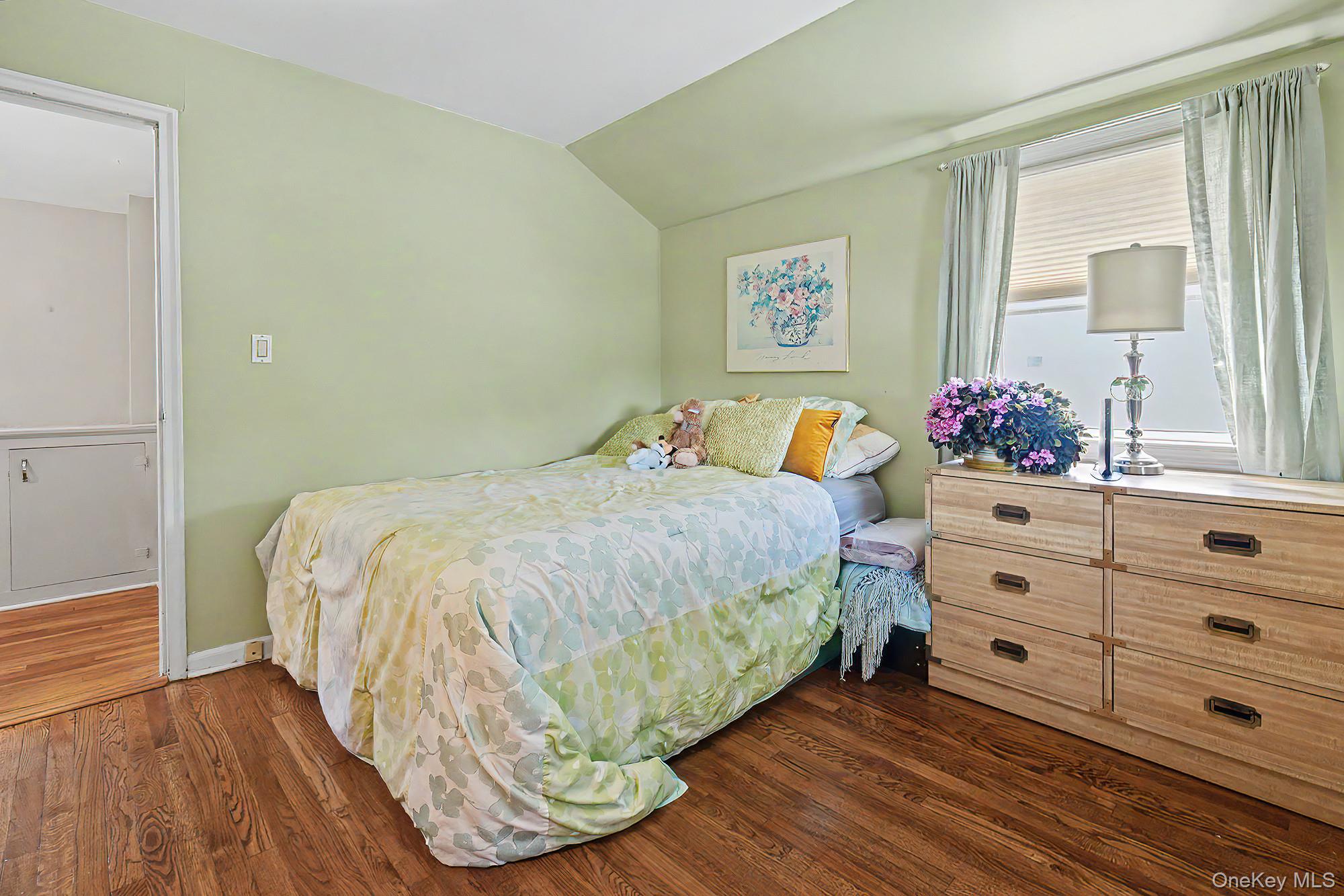 83 Whitman Road Property Photo 18