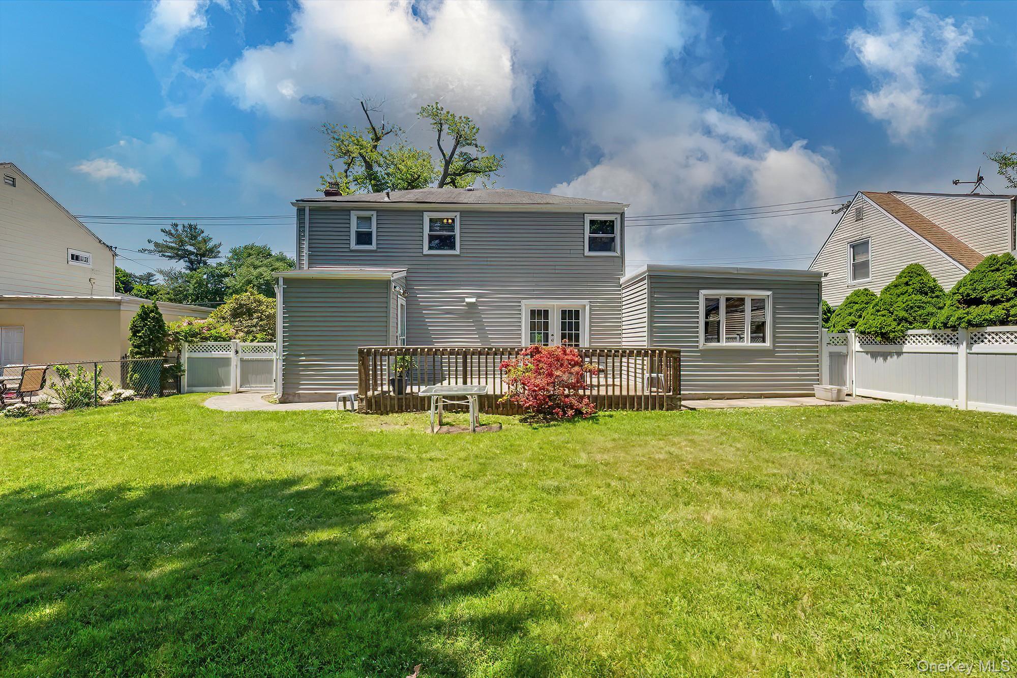 83 Whitman Road Property Photo 29