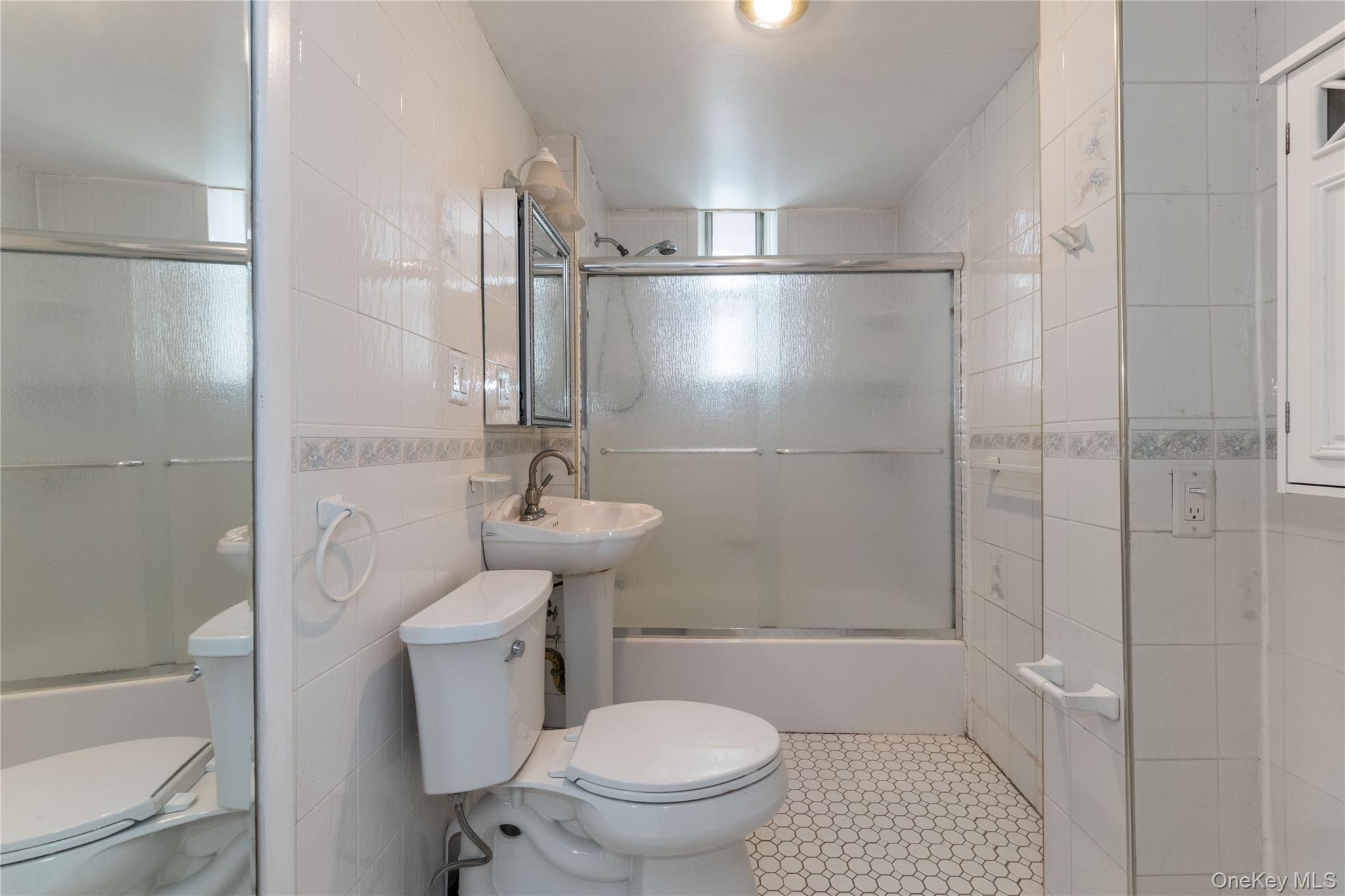 10420 68th Drive Aa01 Property Photo 12