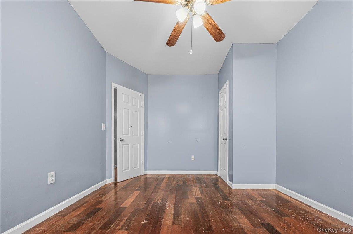 439 Forbell Street Property Photo 7