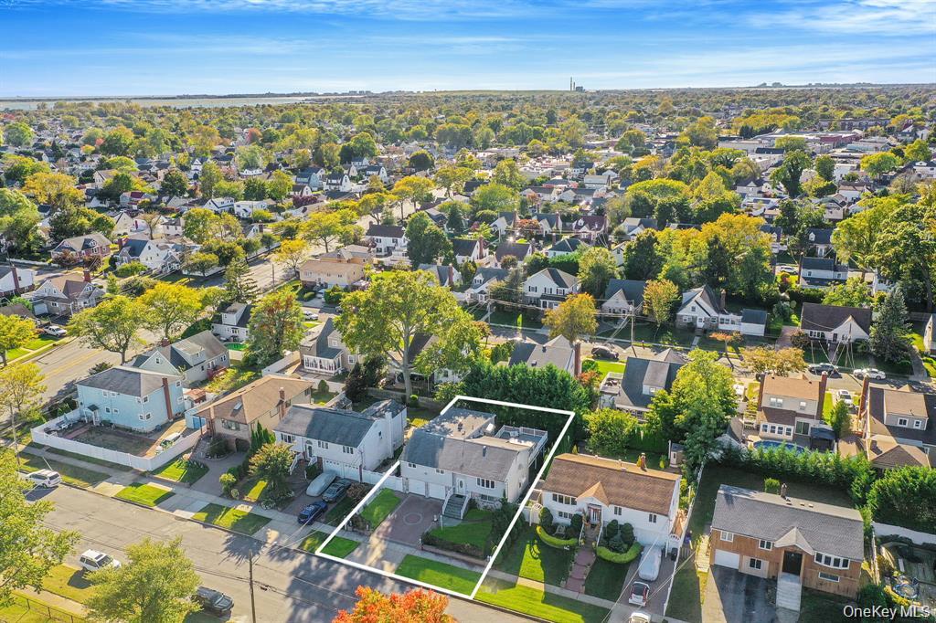 2864 Eastern Boulevard Property Photo 6