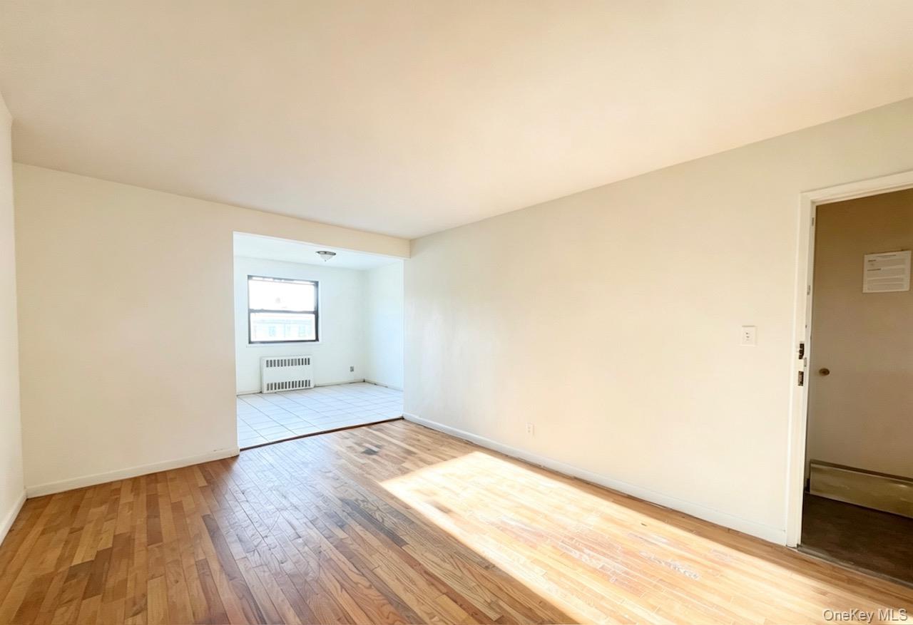 6722 136th Street A Property Photo 8