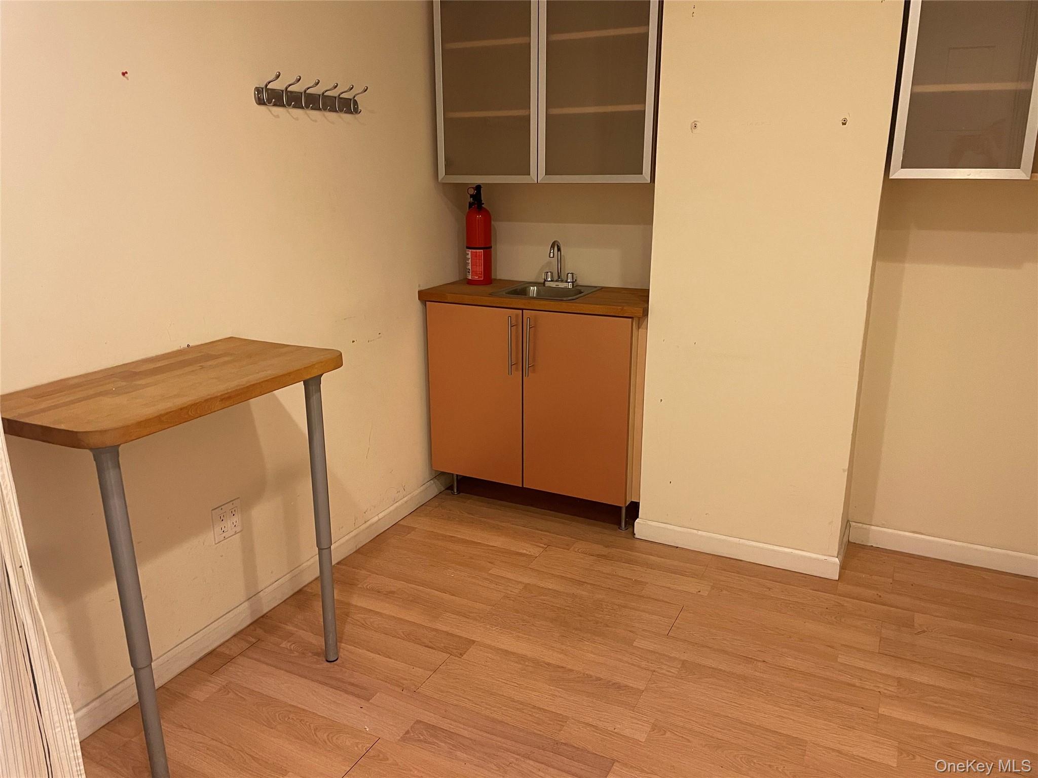78-23 Metropolitan Avenue Property Photo 5