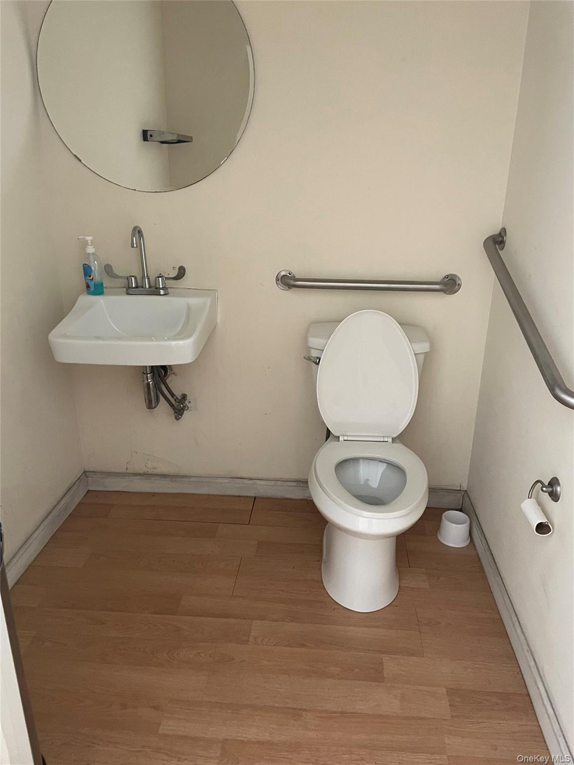 78-23 Metropolitan Avenue Property Photo 7