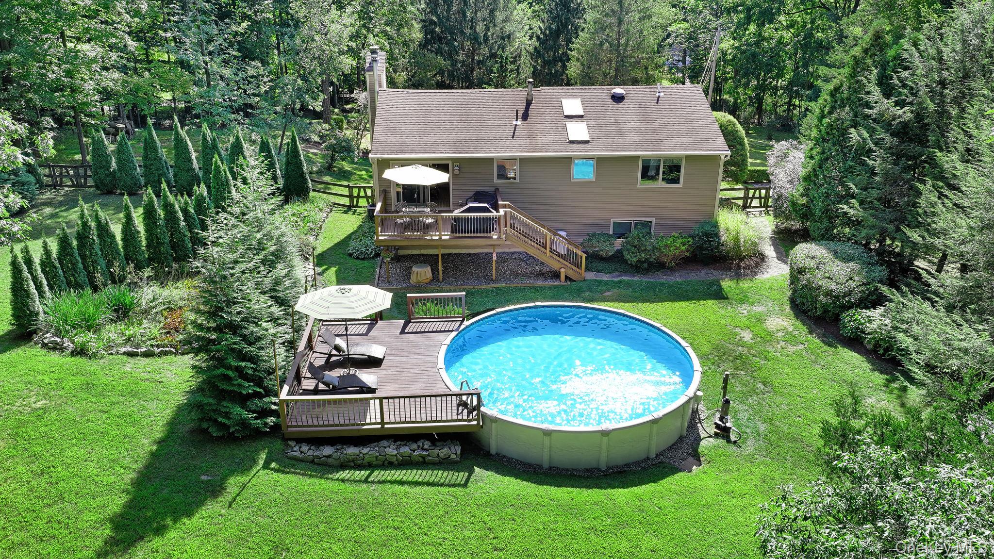 1480 State Route 17a Property Photo 2