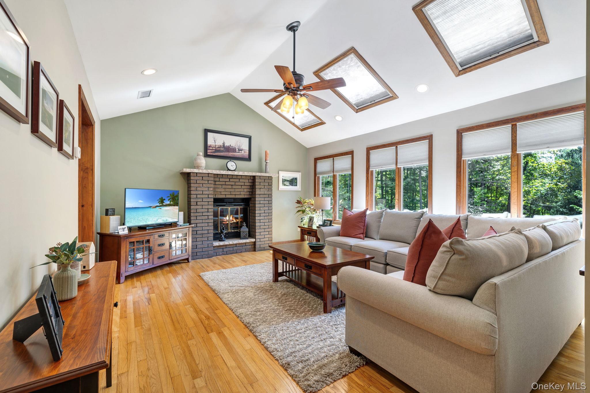 1480 State Route 17a Property Photo 4