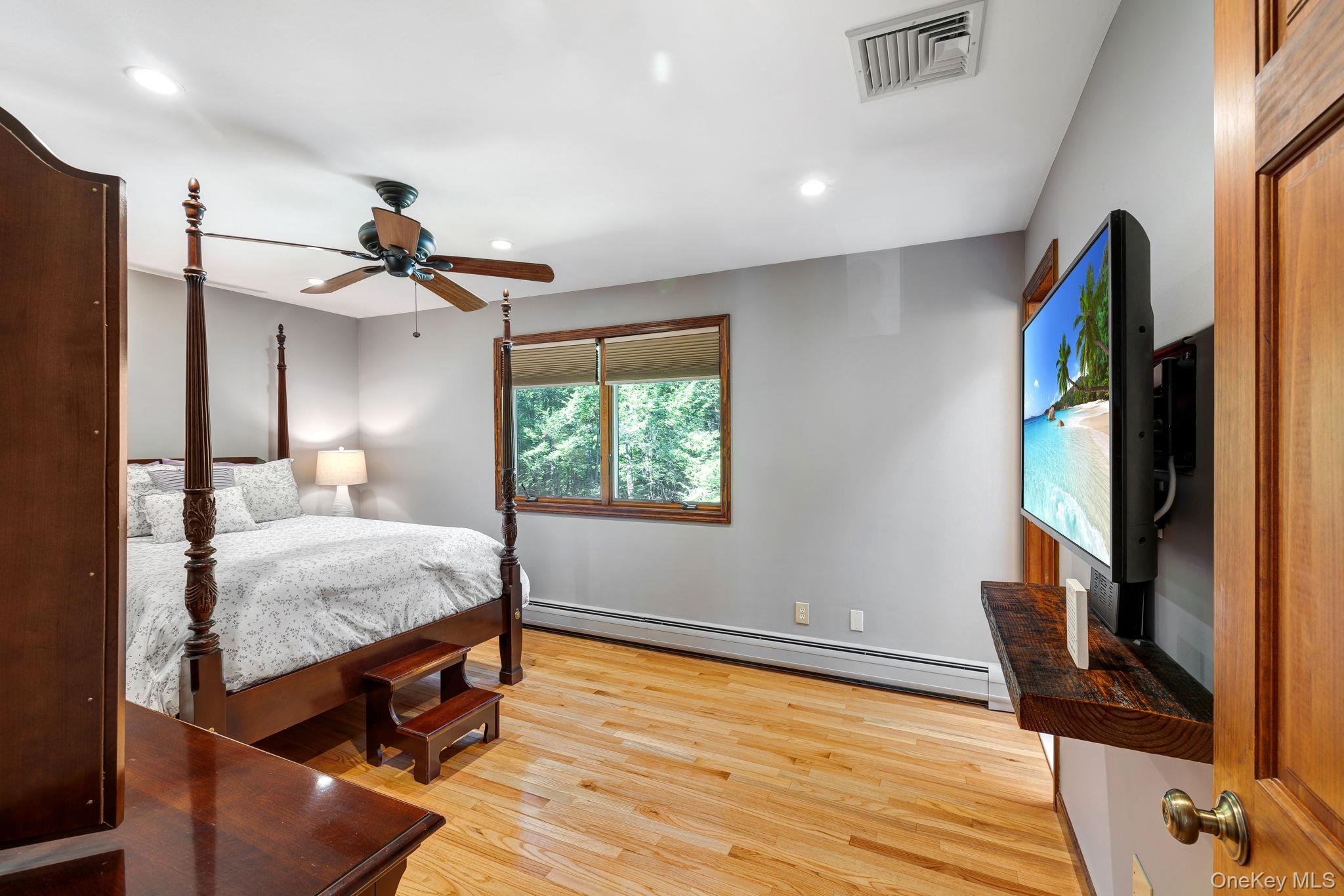 1480 State Route 17a Property Photo 9