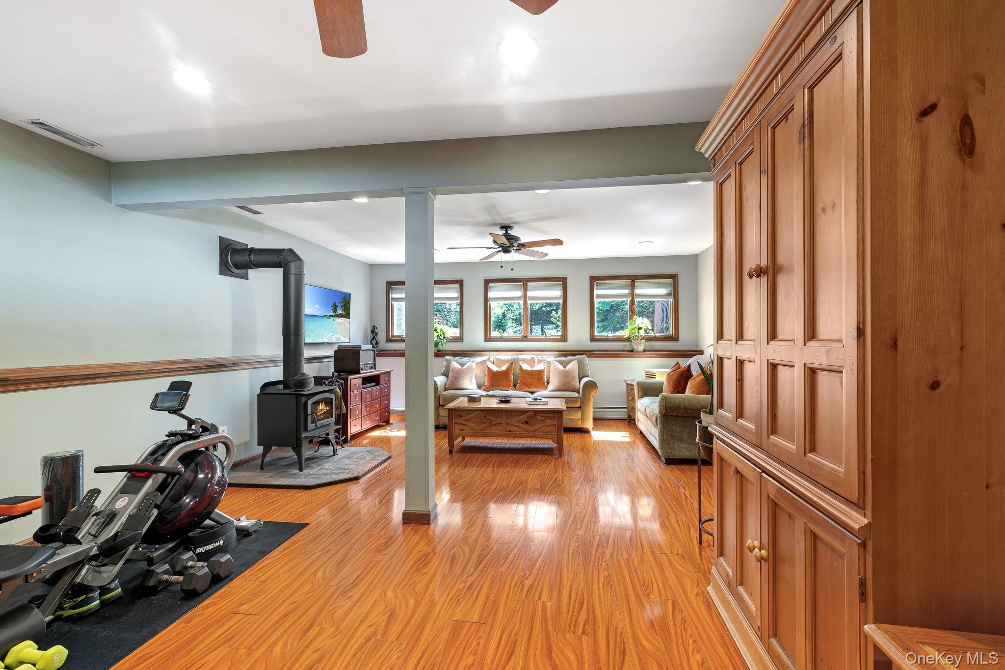 1480 State Route 17a Property Photo 16