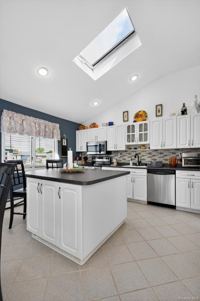 2862 Island Channel Road Property Photo 14