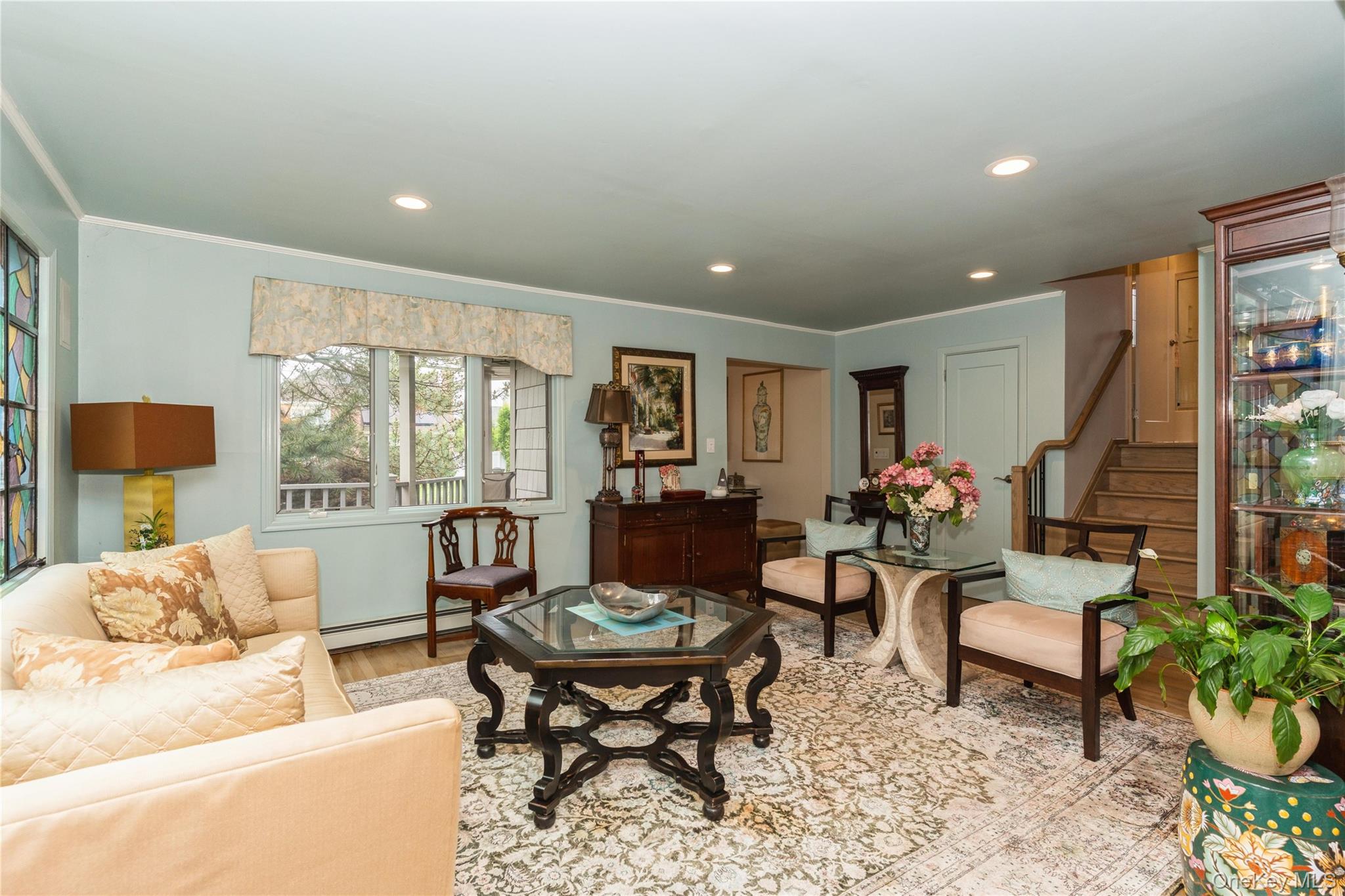 2772 Riverside Avenue Property Photo 8