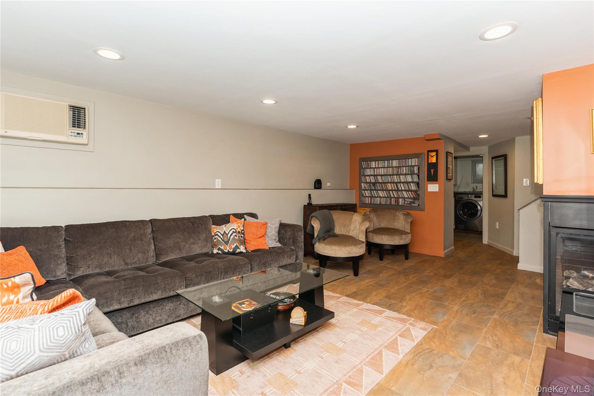 2772 Riverside Avenue Property Photo 19