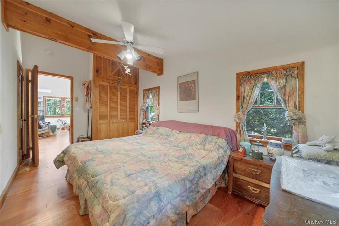38 W Adirondack Trail Property Photo 14